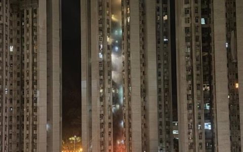 香港大厦凌晨响起火警！疑因住户点香薰引发火灾